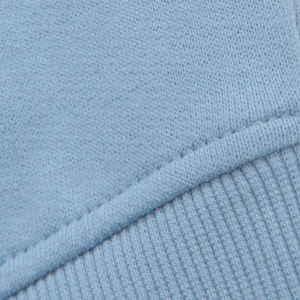 เสื้อฮู้ดผู้ชายสีเบจ ทรงปกติ ผ้าฝ้ายฟลีซ 100% มีกระเป๋าหน้า สไตล์วินเทอร์ แนวอาร์แวน์ทการ์ด คูลเจอร์ ใส่สบาย - Product Image 4