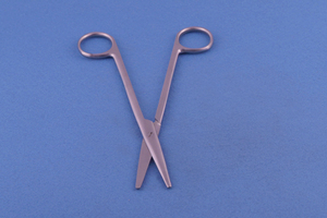 กรรไกรผ่าตัดแบบ Mayo-Stille ขนาด 17 ซม. ผลิตจากเหล็กกล้าไร้สนิมคุณภาพสูง ได้รับการรับรองมาตรฐาน CE ISO - Product Image 4