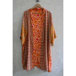 Kimono en soie patchwork de style designer, robe longue bohème pour femmes, robe élégante - Product Image 2