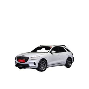 Genesis GV70 2.5T Gasolina 2WD con Caja de Cambios Automática y Asientos de Cuero, Modelo Abril 2024, 9,411 km, Volante a la Izquierda, Cámara Trasera - Product Image 1