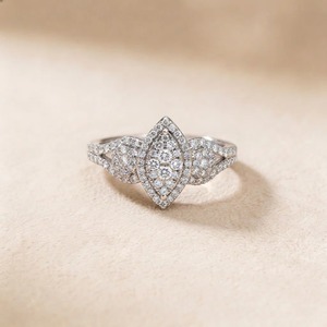 Anillo de compromiso y boda de oro blanco de 9K con diamante de laboratorio de 0.59CT, corte marquesa y racimo, pavé de brillantes redondos, para mujer, joya personalizada - Product Image 1