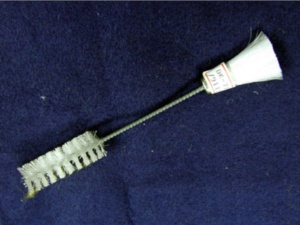 DK-714 <b>Sewing</b> <b>Machine</b> Brush with Nylon Bristles Double Ended - Product Image 1