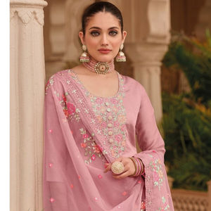 Nyra Pure Maheshwari Viscose Soie Salwar Hevey Robe en coton - Product Image 2