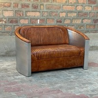 Vintage Aviator Leder-Loveseat Sofa Holzrahmen Luftfahrt-Inspiriertes Industrielles Lounge-Sofa Umweltfreundliches L-förmiges Modernes Wohnzimmer-Sofa