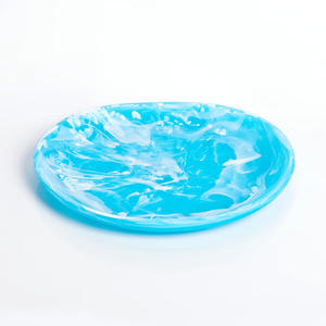 Bandeja de Servir de Resina Elegante Artizon Studio, Hecha a Mano, Color Blanco Agua con Remolinos, Personalizable, Moderna, Lujosa y Duradera - Product Image 5