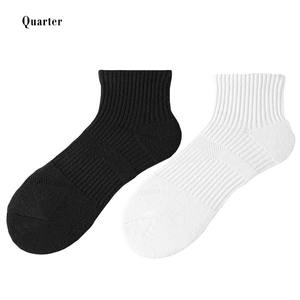 Custom Logo Crew Ankle Cotton Unisex Comfortable Standard Thickness Basketball Sports Socks Spring Style - Product Image 3
