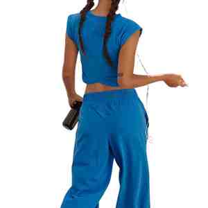 Nouvel Arrivage Ensemble Sportif 2 Pièces Bleu Uni pour Femme : Haut Court à Ourlet Torsadé et Pantalon de Survêtement Harem Tricoté Respirant Coupe Ample – Collection Printemps - Product Image 2