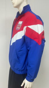 Chaqueta Bomber de Invierno para Hombre, Personalizada con Logotipo en Relieve, Acolchada de Algodón, con Bloques de Color, Cierre Completo y Capucha - Product Image 6