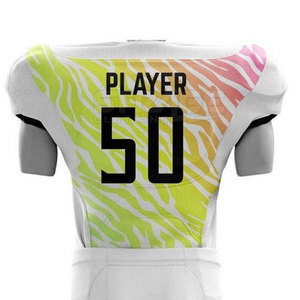 Uniforme de football américain confortable et respirant en polyester pour hommes - Design personnalisable pour les séances d'entraînement sportif - Product Image 6