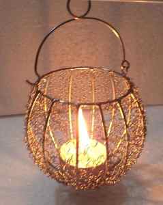 Support de bougie chauffe-plat en métal personnalisable en gros, pour une éclairage d'ambiance douce et apaisante pour la méditation - Product Image 1