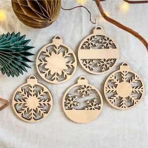 Ornements de Noël en bois découpés au laser en gros, flocons de neige vierges, tranches de bois à suspendre, décorations pour sapin de Noël, artisanat DIY pour fêtes de fin d'année - Product Image 1