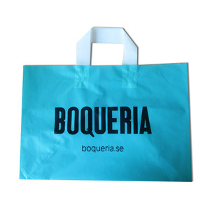 Durable HDPE/LDPE Soft Loop bolsa de compras reciclable a prueba de fugas embalaje personalizado reutilizable precio al por mayor directo Vietnam - Product Image 5