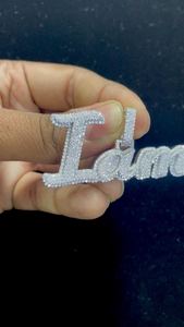 Colgante Unisex de Lujo Étnico Personalizado con Letra, Chapado en Rodio, Plata de Ley 925, Diamante Moissanita de Corte Brillante VVS - Product Image 5