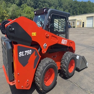 Chargeuse compacte robuste avec moteur puissant pour la construction, l'agriculture, le déneigement et les applications industrielles - Product Image 1