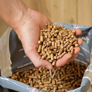 Barras de Combustible de Biomasa de Alta Eficiencia Hechas de Pino y Roble, Bajo Contenido de Cenizas, 2% de Humedad, 6% de Densidad, 600 a 800 kg/m, Alto Poder Calorífico - Product Image 4