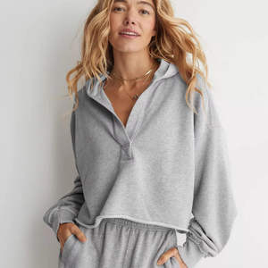 Pull à capuche personnalisé pour femme, en polaire anti-boulochage, coupe classique, style Europe et États-Unis, col semi-ouvert, couleur unie, collection automne - Product Image 6