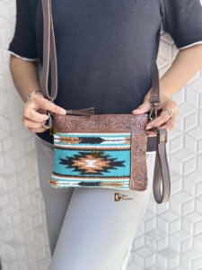 Aztec Saddle Blanket Bolso de cuero con tirantes Bolso de cuero mecanizado a mano Diseñador de estilo occidental Bolsos de usos múltiples para mujeres - Product Image 2
