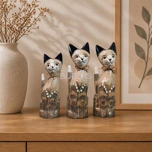 Ensemble de figurines de chats rustiques en bois sculpté à la main avec finition naturelle vieillie, ensemble d'ornements de décoration pour la maison - Product Image 5