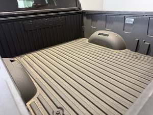 Camioneta Usada Tundra 2025 de Tamaño Completo, Doble Cabina, Versión Limitada, Motor 3.5L, Tracción en las Cuatro Ruedas, Caja de Cambios Automática - Product Image 6