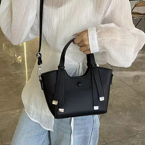 Sacs à main de luxe pour femmes, grande capacité, personnalisables avec logo, pour l'extérieur, sacs à bandoulière et sacs travers pour femmes - Product Image 6