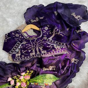 Sari en soie Rich Look Space avec broderies étonnantes, travail de broderie et motifs Butta épais sur toute la surface du sari avec ToTon Aarco - Product Image 1