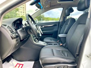 Chevrolet <span class=keywords><strong>Captiva</strong></span> <span class=keywords><strong>2015</strong></span> 2.4 AWD Edición Flagship de 7 Plazas, Automático, Autos Usados Chinos de Alta Calidad con Buen Estado Exterior - Product Image 5