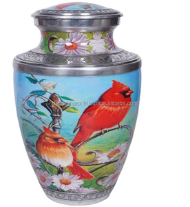 Urna Funeraria Moderna de Latón 100% Hecha a Mano, Función de Florero de Mesa para Cenizas de Adultos, Uso en Nichos Funerarios y Columbarios - Product Image 3