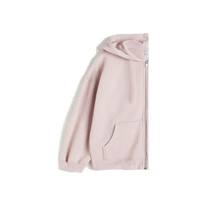 ชุดเดรสฮู้ดดี้ผ้าฟลีซสำหรับผู้หญิงแบบกำหนดเองสำหรับฤดูหนาว ผ้าฝ้าย 100% ระบายอากาศได้ดี กันลม เป็นมิตรกับสิ่งแวดล้อม น้ำหนัก 360 กรัม  ปักลายนูนด้านหน้า - Product Image 6