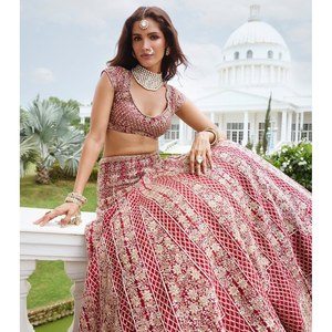 Lehenga Choli de soirée 2XL le plus magnifique, avec un design de broderie exquis - Product Image 6