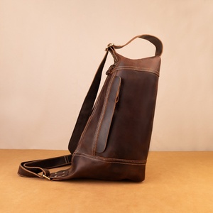 Sac de poitrine en cuir élégant et durable pour le quotidien, sac messager de voyage, sac à bandoulière tendance - Product Image 2