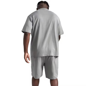 Ensemble T-shirt et short surdimensionné personnalisé pour homme 2026 – 100 % coton biologique de haute qualité – Tenue décontractée et sportive pour homme pour l'été - Product Image 2