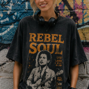 เสื้อยืดคอกลมโอเวอร์ไซส์พิมพ์ลายวินเทจสไตล์เรเบลโซลสำหรับผู้หญิง ทรงหลวม แขนสั้น ผ้าเจอร์ซีย์คอตตอน 100% - Product Image 4