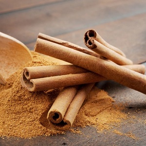 Bâtons de cannelle entiers Dalchini, écorce séchée, arôme naturel doux, saveur chaude, épices soigneusement roulées pour la distribution culinaire en gros - Product Image 3