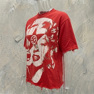 Camiseta Roja Extra Grande para Hombre con Estampado de Logotipo de Estrella, Estilo Urbano, Manga Corta, Cuello Redondo, 100% Algodón Jersey, Ecológica - Product Image 5