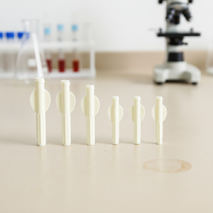 Conector Luer de Grado Médico de PP para Unión a Granel |   Moldeo por Inyección para Consumibles Médicos |   Molde de Plástico de Precisión con Tolerancia de 0.02 mm - Product Image 1