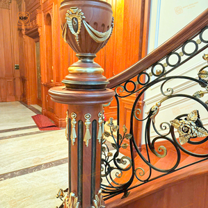 Barandillas de Escalera de Hierro Fundido Estilo Europeo Khang Hung Phat, Balaustres con Detalles Dorados, Resistentes al Óxido, Barandilla Interior para Hotel, Seguridad - Product Image 4