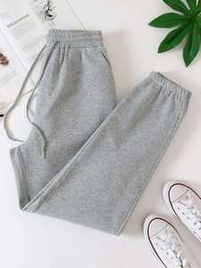 Pantalons baggy personnalisés - Solutions streetwear élégantes et durables, pantalon de survêtement 500 gsm en molleton français - Product Image 3
