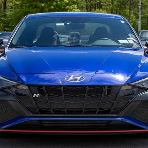 Hyundai <span class=keywords><strong>Elantra</strong></span> N <span class=keywords><strong>2022</strong></span> Usado en Buen Estado, 6 Velocidades, <span class=keywords><strong>Azul</strong></span> Intenso, Diferencial de Deslizamiento Limitado - Product Image 1