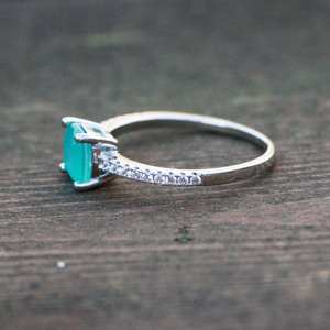 Anillo de Esmeralda Hecho a Mano en Plata de Ley 925, Gema del Mes de Mayo, Joyería Elegante, Regalo para Mujer - Product Image 5