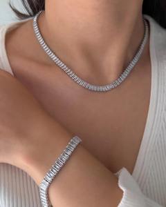 Cadena de tenis con diamantes más vendida, con piedras de corte redondo y acabado de alto brillo para fiestas, disponible a un precio razonable. - Product Image 5