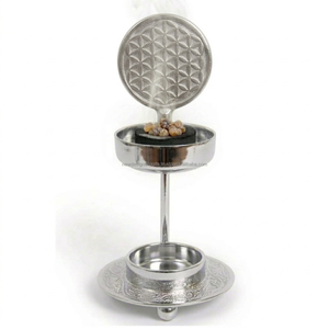 Support d'encens en laiton réglable en hauteur, durable et spécialisé pour le B2B, idéal pour le printemps/été - Product Image 3