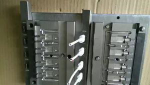 Hộ gia đình nhỏ dọc máy ép phun USB sạc Đầu chuyển đổi điện cắm sản phẩm nhựa đúc - Product Image 4