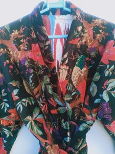 Bata tipo kimono de terciopelo con estampado floral de pájaros en negro |   Bata de Baño de Lujo de Manga Larga |   Ropa Casual para Mujer - Product Image 4