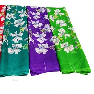 Atractivo sari de georgette con estampado de rayos solares y blusa, sari moderno de estilo étnico, proveedor mayorista al por mayor. - Product Image 1