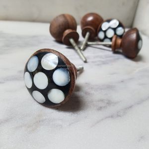 ลูกบิดตู้เสื้อผ้าทำจากเรซินสีชมพูดอกไม้สลักลายดอกไม้มีกรอบทองเหลืองมือจับเฟอร์นิเจอร์ห้องครัว - Product Image 4