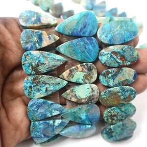 Paires de cabochons ovales en quartz de haute qualité, mélangées, magnifiques, naturelles, avec jeu de couleurs, pour la vente en gros au meilleur prix pour la bijouterie - Product Image 1