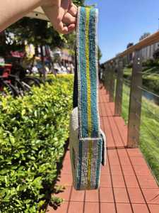 Bolso Bandolera Artesanal con Bordado Colorido y Cuentas, Diseño de Vida Marina, Correa Color Verde Azulado, Accesorio de Moda para Mujer, Arte Indio Exótico - Product Image 3