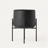 Rak Tanaman Logam Minimalis Modern Besar Warna Hitam, Anti Karat, Ramah Lingkungan, Dekorasi Rumah & Taman Indoor Outdoor