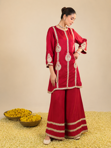Ensemble de kurta en soie rouge Zainaa - Product Image 2