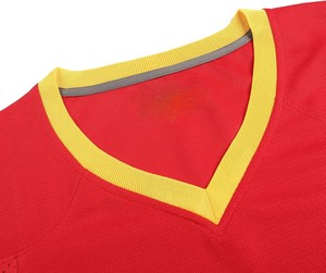 Camiseta de Fútbol Sublimada sin Cuello para Hombre, Manga Corta, Absorbe la Humedad, Ropa Deportiva de Poliéster, Corte Regular para Adultos, Todas las Temporadas - Product Image 3